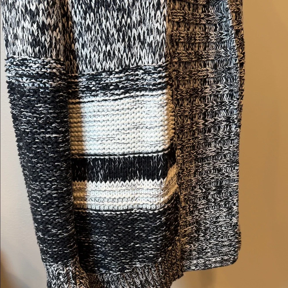 GAP Chunky Shawl Collar Cardigan XS Marled Black Gray Long Cozy Knit Sweater - Picture 6 of 15